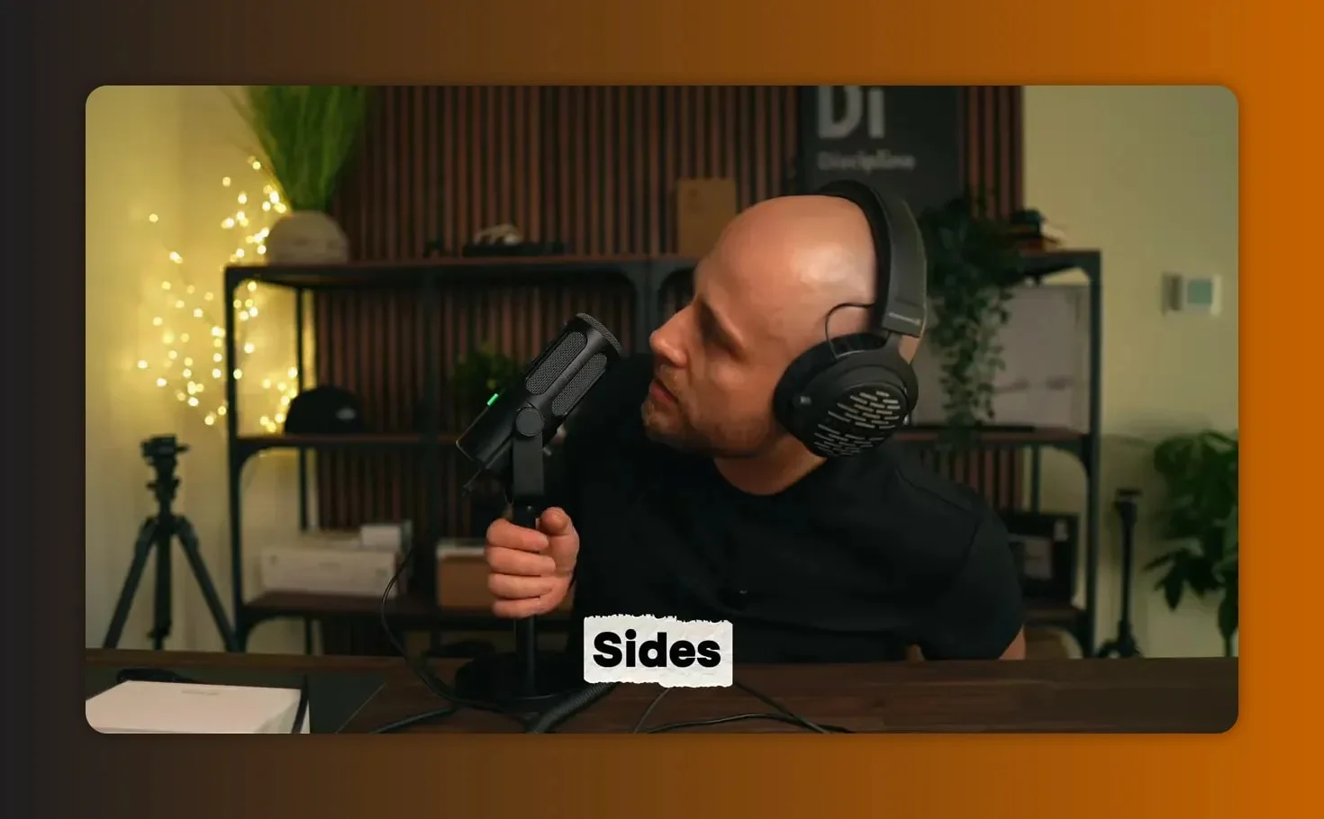 Close side-angle of the Fifine Tank 6 with host speaking to the side to demonstrate off-axis rejection